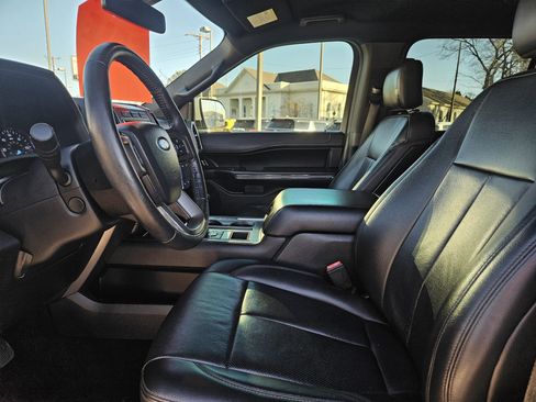 Used 2019 Ford Expedition XLT w/ Equipment Group 202A image 12