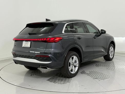 New 2025 Audi Q5 Premium image 9