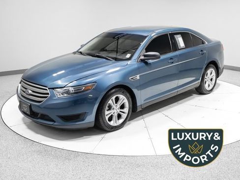 Used 2018 Ford Taurus SE FWD image 1