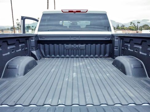 Used 2025 GMC Sierra 2500 AT4 image 88