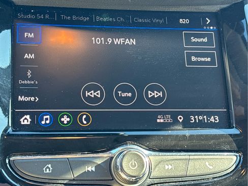 Used 2021 Chevrolet Trax LT w/ Driver Confidence Package image 16