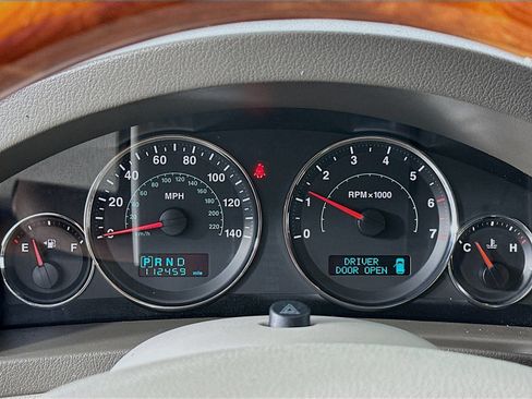 Used 2007 Jeep Grand Cherokee Overland AWD/4WD image 12
