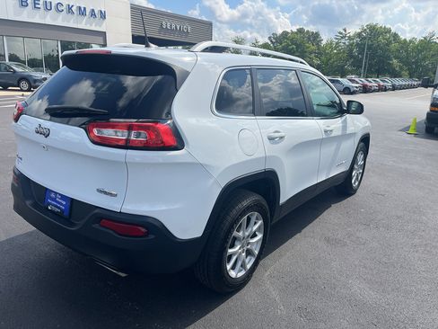 Used 2017 Jeep Cherokee Latitude w/ True North Edition AWD/4WD image 8