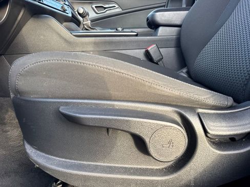 Used 2024 Kia Sportage LX image 15