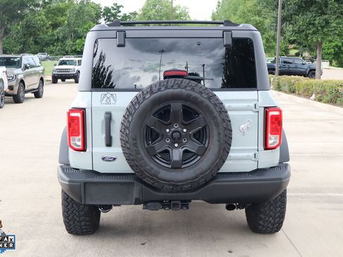Used 2022 Ford Bronco Black Diamond AWD/4WD image 4