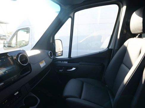 New 2026 Mercedes-Benz Sprinter 2500 image 12