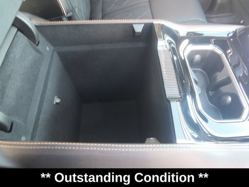 Used 2023 Jeep Grand Wagoneer Series III AWD/4WD image 42