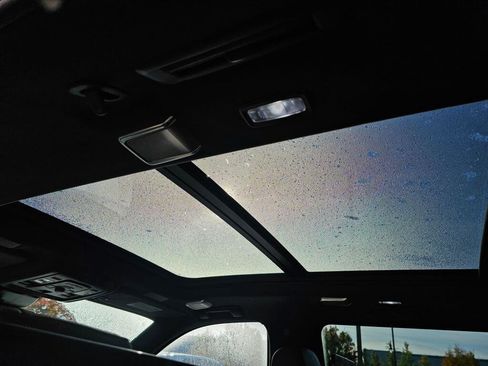 Certified 2023 Cadillac Escalade ESV Sport Platinum w/ LPO, ONYX Package image 23