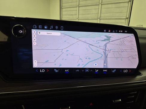 New 2026 Chevrolet Suburban LT image 14