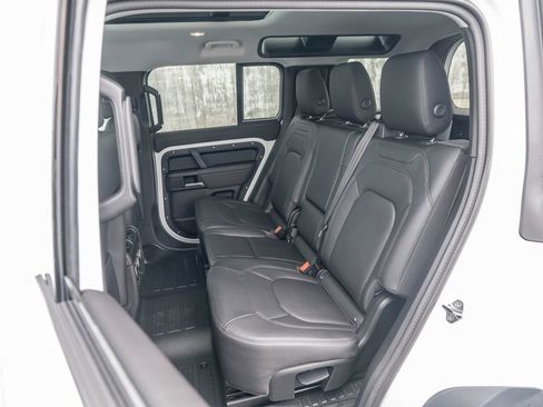 Certified 2025 Land Rover Defender 110 S image 35