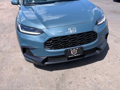 Used 2025 Honda HR-V LX image 5