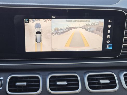 Used 2023 Mercedes-Benz GLS 450 GLS 450 image 17