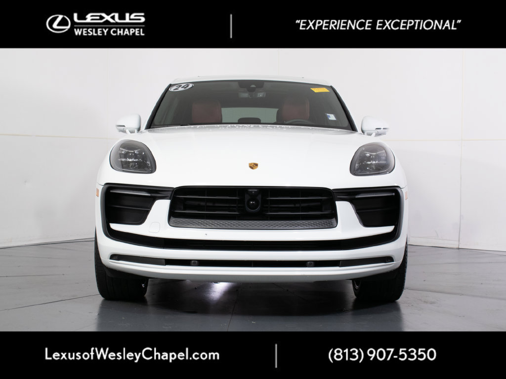 Used 2024 Porsche Macan AWD/4WD image 9