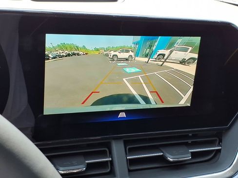New 2026 Chevrolet Trax ACTIV w/ Driver Confidence Package FWD image 21