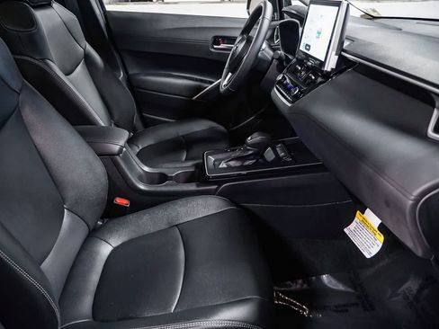 Certified 2026 Toyota Corolla Cross XLE w/ Convenience Package FWD image 20