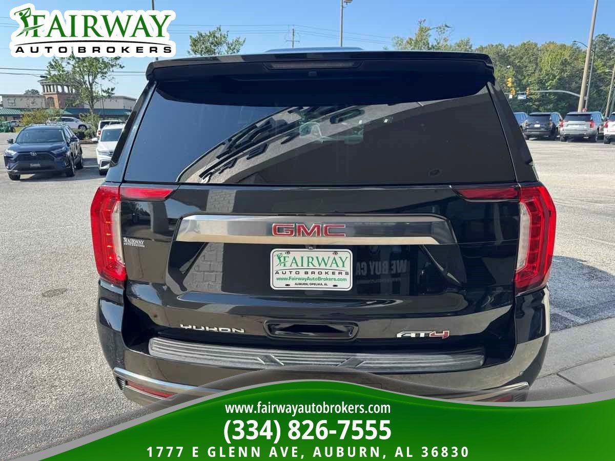 Used 2021 GMC Yukon XL AT4 w/ AT4 Premium Plus Package AWD/4WD image 7