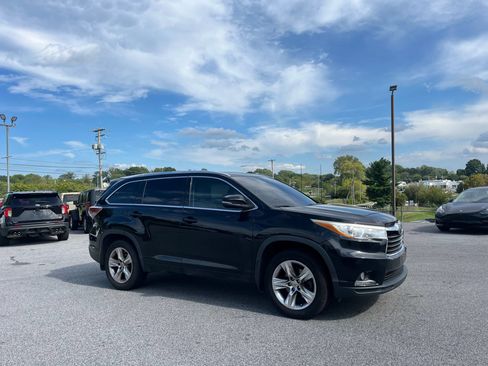 Used 2015 Toyota Highlander Limited Platinum AWD/4WD image 6