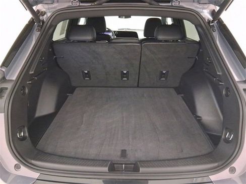 Used 2025 Chevrolet Equinox EV LT w/ Convenience Package image 17