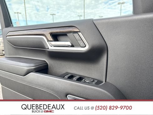 Used 2023 GMC Sierra 1500 Elevation image 15