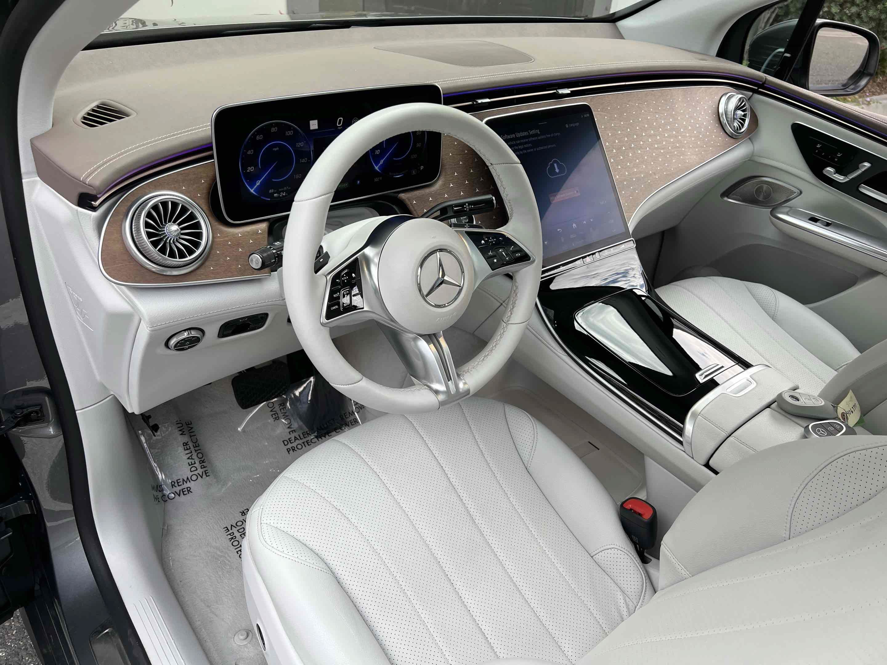 Used 2023 Mercedes-Benz EQE 350+ SUV w/ Exclusive Trim Package image 5