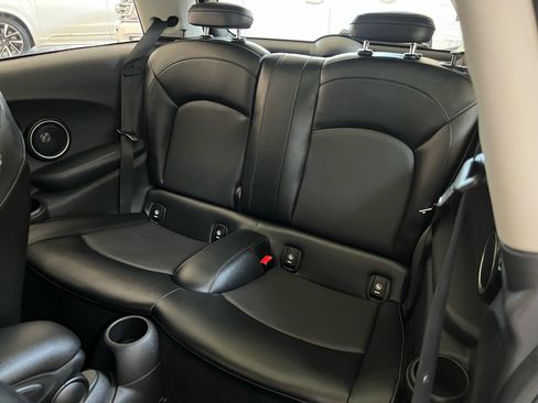 Used 2015 MINI Cooper S image 12