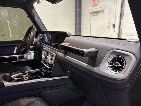 Used 2021 Mercedes-Benz G 550 w/ Exclusive Interior Package image 40