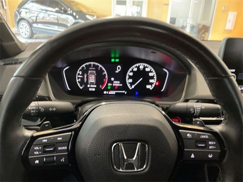 Used 2025 Honda Civic Sport image 19