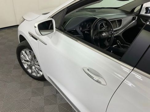 Used 2020 Buick Enclave Essence w/ Sound and Sites Package FWD image 40