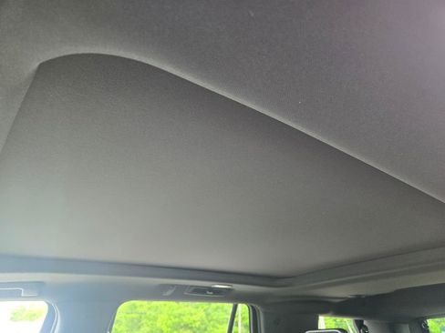New 2026 GMC Yukon AT4 Ultimate AWD/4WD image 11