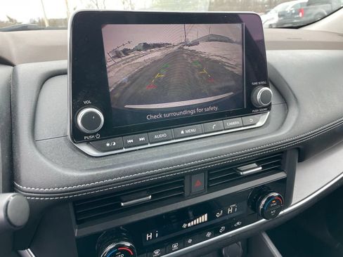Certified 2023 Nissan Rogue SV AWD/4WD image 21