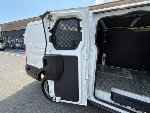 Used 2019 Ford Transit 250 148 Low Roof RWD image 30