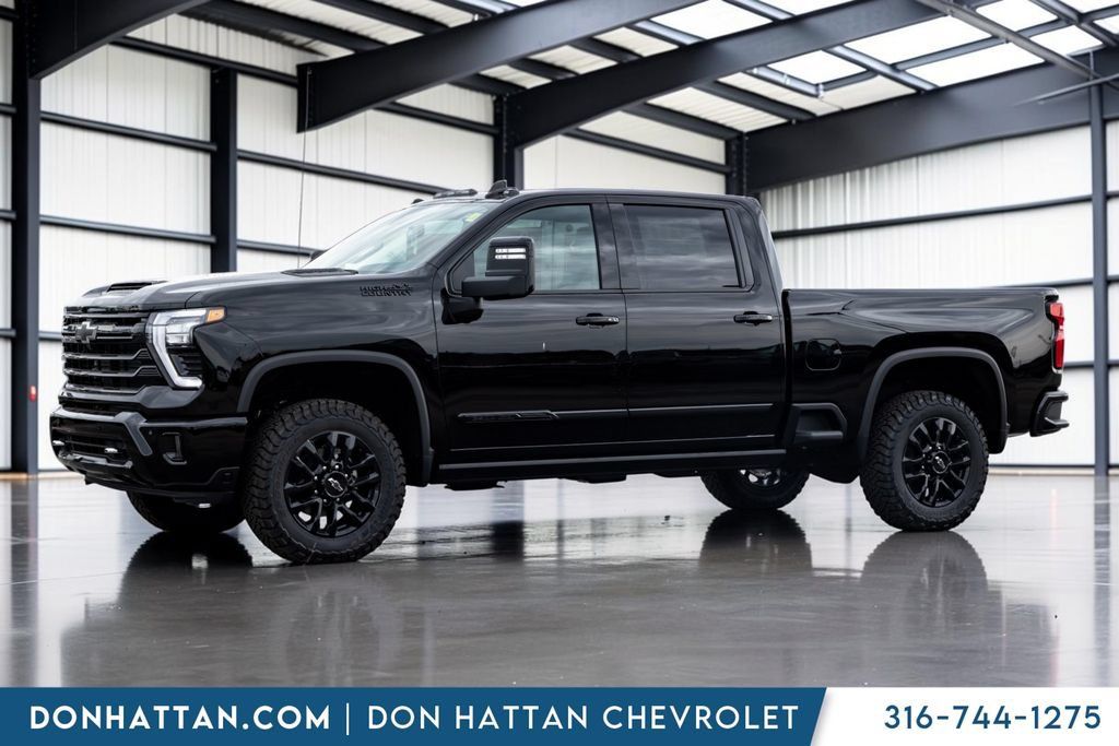 New 2026 Chevrolet Silverado 2500 High Country w/ Midnight Edition AWD/4WD image 2