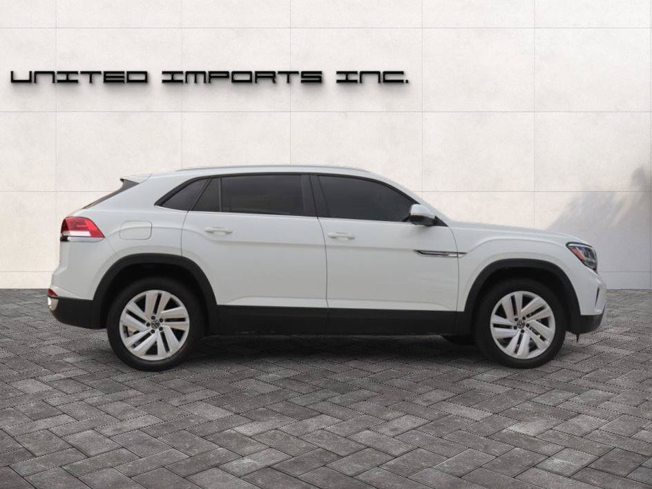 Used 2023 Volkswagen Atlas Cross Sport SE AWD/4WD image 6