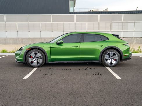 Certified 2023 Porsche Taycan 4S AWD/4WD image 2