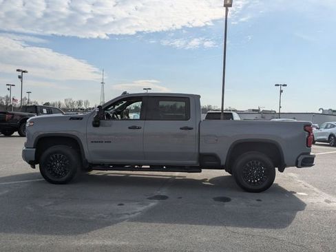Used 2024 Chevrolet Silverado 2500 LTZ w/ LTZ Plus Package image 6