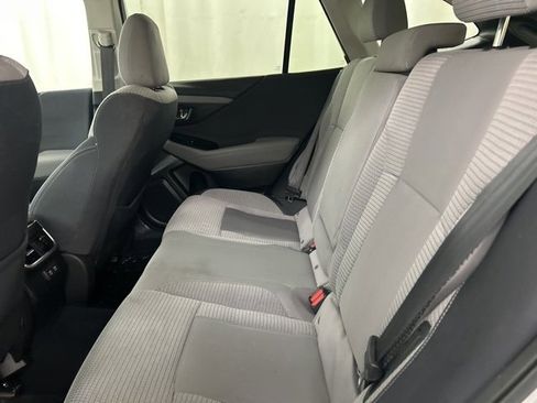 Used 2022 Subaru Outback Premium image 28