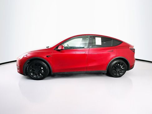 Used 2021 Tesla Model Y Long Range AWD/4WD image 4