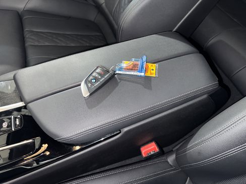 Used 2023 BMW 530e w/ Premium Package RWD image 30