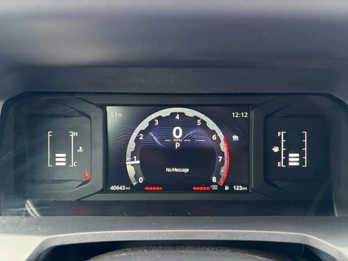 Used 2024 Toyota Tacoma SR image 39