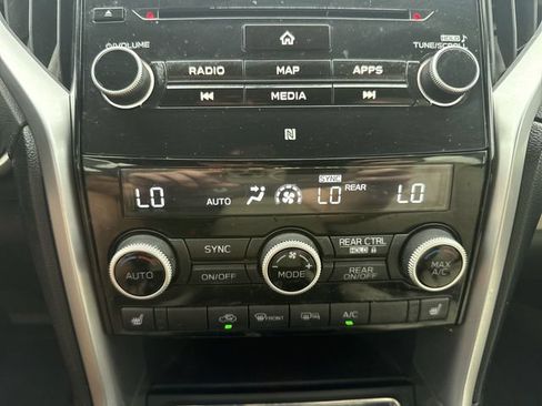 Used 2021 Subaru Ascent Limited w/ Technology Package AWD/4WD image 19
