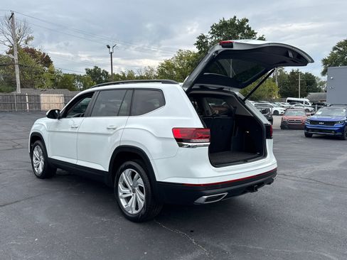 Used 2021 Volkswagen Atlas SE w/ Towing Package image 18