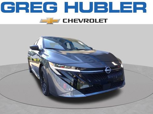 Used 2026 Nissan Sentra SR w/ Floor Mat Package FWD image 3