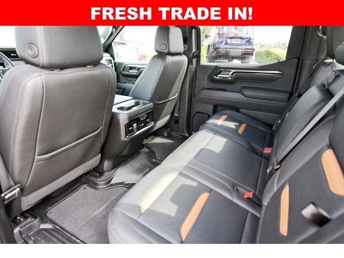 Used 2025 GMC Sierra 1500 AT4 image 11