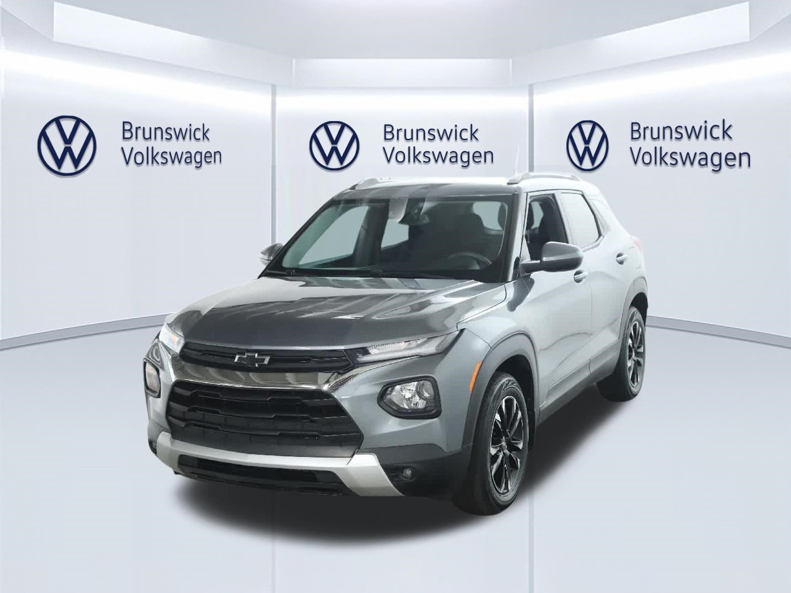 Used 2021 Chevrolet TrailBlazer LT w/ Convenience Package FWD image 1
