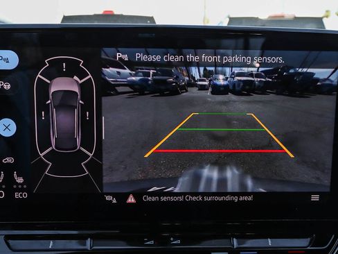 Used 2023 Volkswagen ID.4 Pro image 23