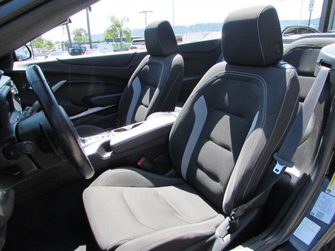 Used 2020 Chevrolet Camaro LT image 7