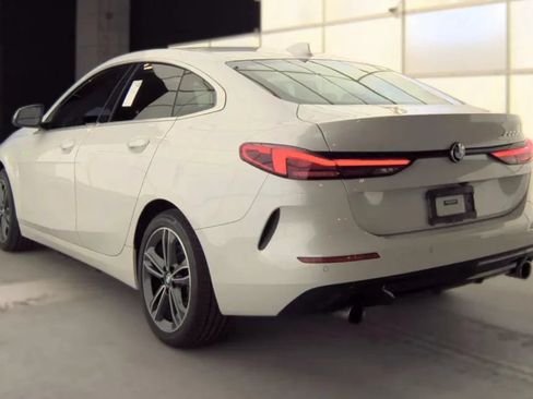 Used 2022 BMW 228i Gran Coupe FWD image 3