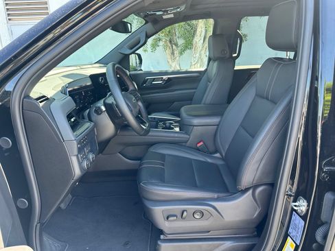 Used 2026 Chevrolet Tahoe RST w/ Comfort Package AWD/4WD image 2