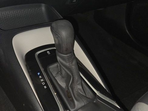 Used 2024 Toyota Corolla LE FWD image 19