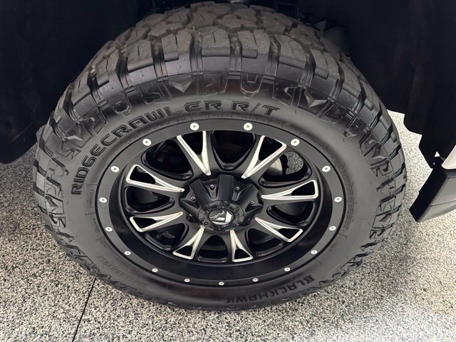 Used 2018 Chevrolet Silverado 1500 LT w/ All Star Edition AWD/4WD image 28